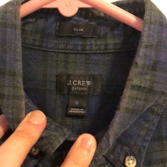 Slim Small J crew plaid shirt LIKE NEW - Picture 2 of 3